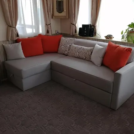 Ezüst Fenyő Villa